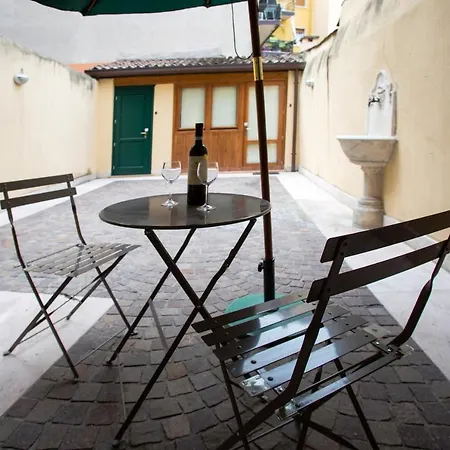 Barbarani House Apartamento